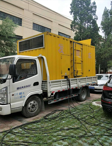 奉新发电车出租-柴油发电机组排烟系统设计要求及其考虑因素