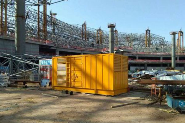 奉新发电机出租如何判断空气滤清器是否需要更换？