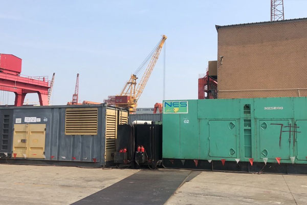 奉新发电机出租空气滤清器的清洁频率是多少？