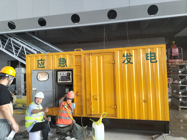 奉新怎样判断空气滤清器是否需要更换？